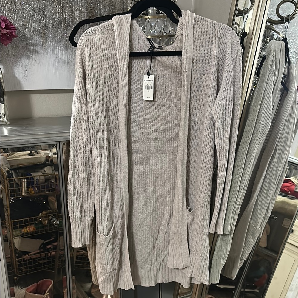 Women's Cream Hooded Sweater